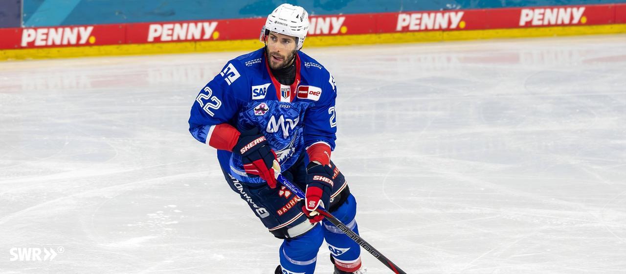 Matthias Plachta from the Adler Mannheim