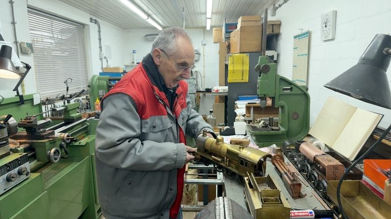 It takes about fifteen years for one steam locomotive to be completed (photo: Megan Hanegraaf).