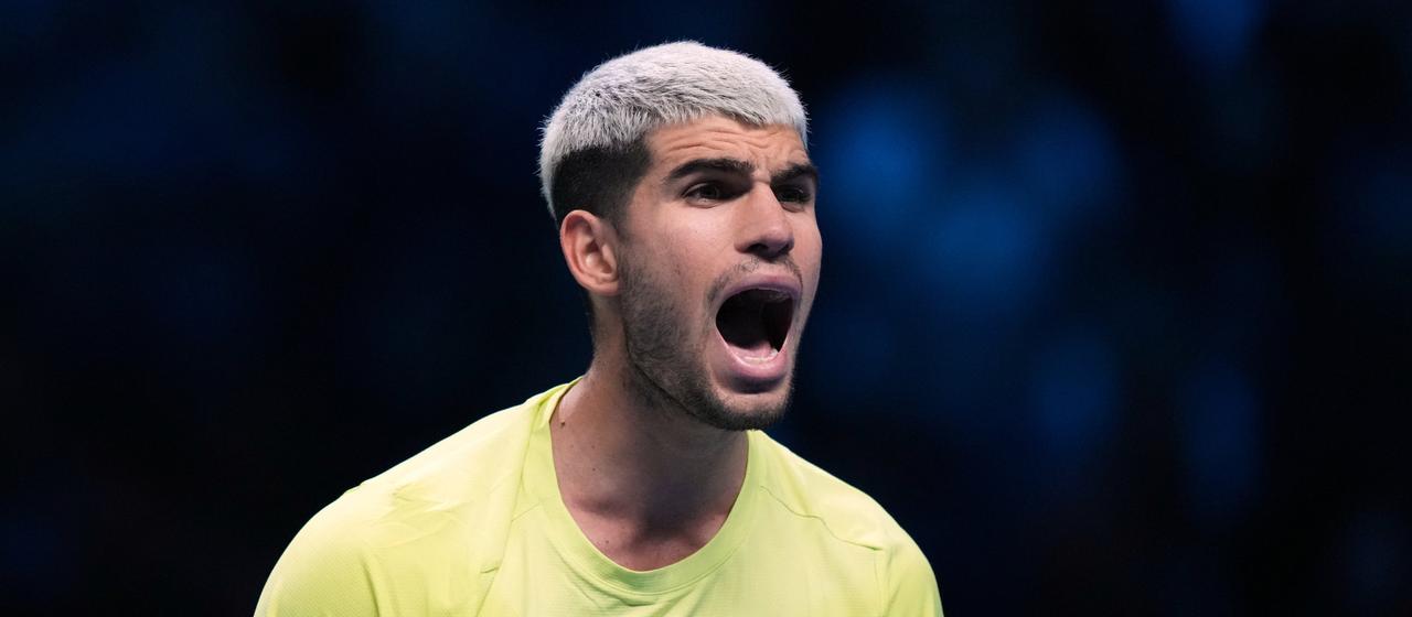 Carlos Alcaraz celebrates victory against Musetti