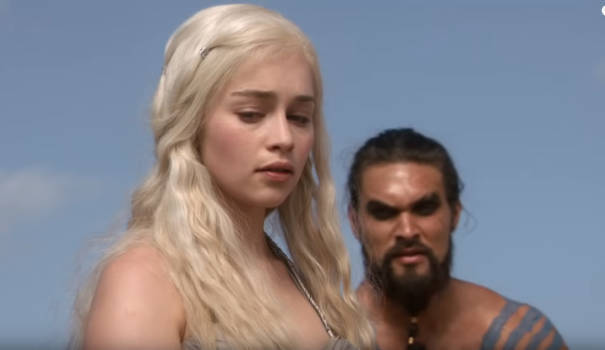 Emilia Clarke and Jason Momoa in “Game Of Thrones”