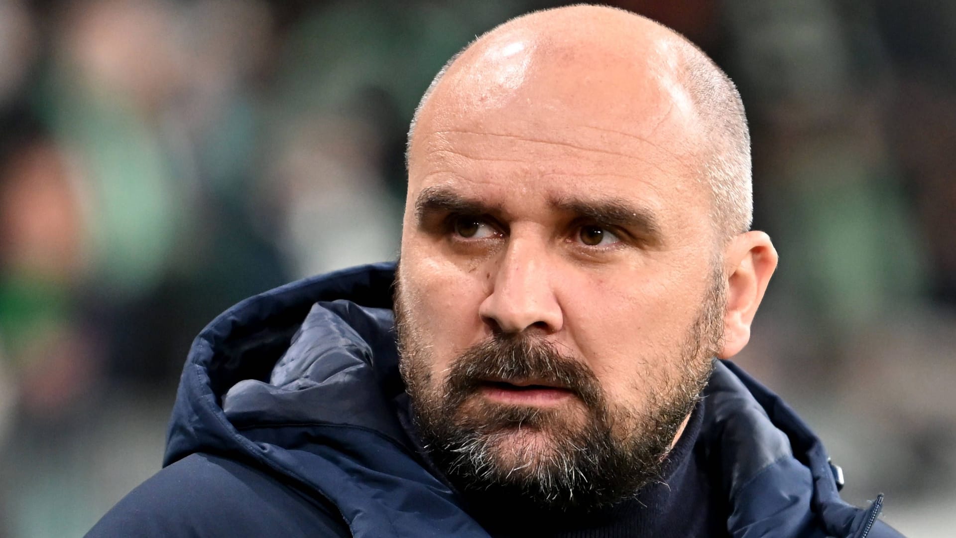 Mladen Žižović: The coach of the first division club FK Radnicki 1923 collapsed on the sidelines.