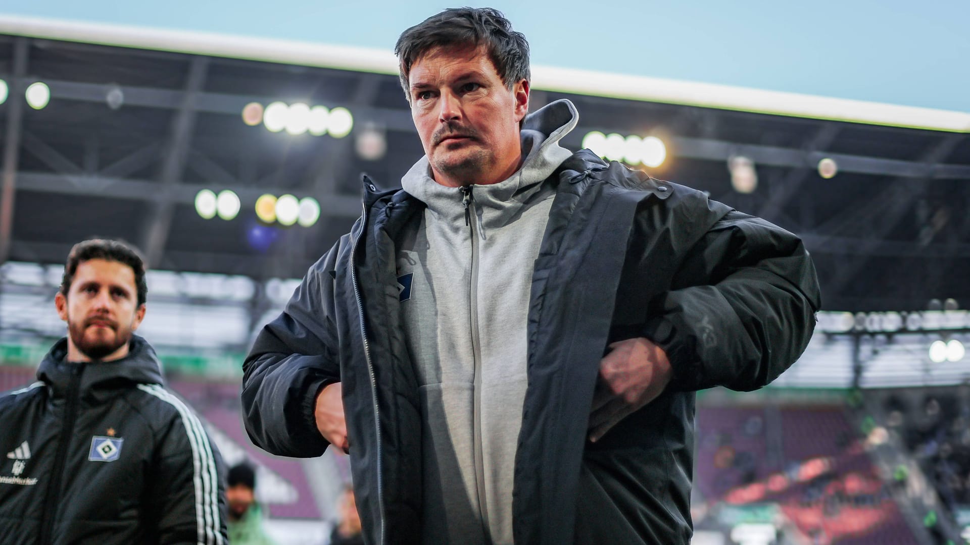 HSV coach Merlin Polzin: Sports director Stefan Kuntz supports his promotion coach before the home game against Stuttgart.
