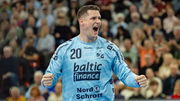 Flensburg's Kevin Möller cheers