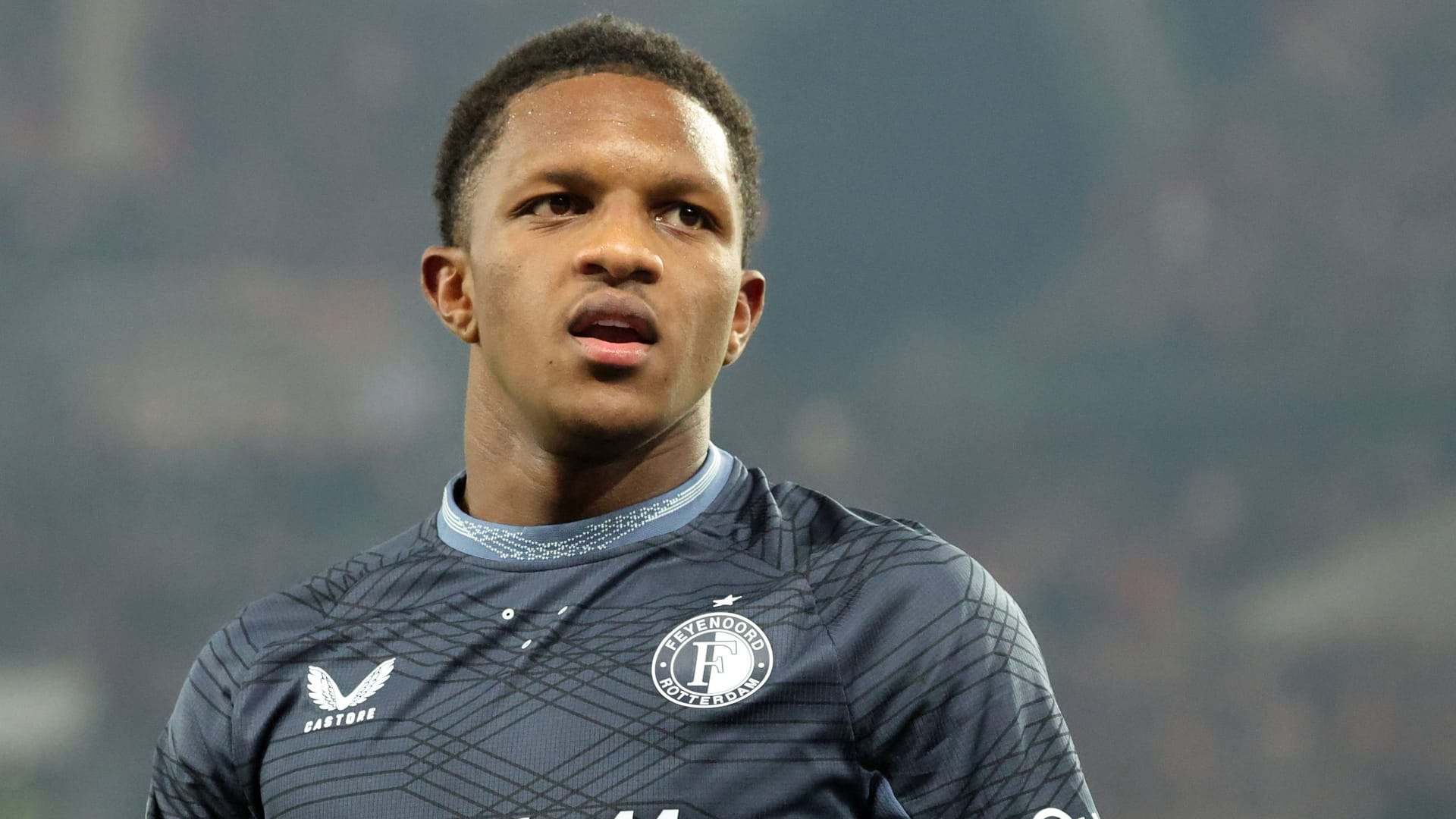 Givairo Read: He is under contract with Feyenoord Rotterdam.
