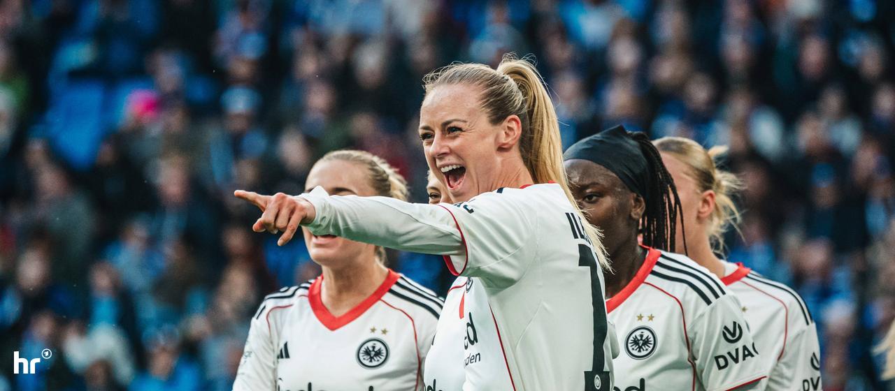 Amanda Ilestedt celebrates her goal for Eintracht in Hamburg