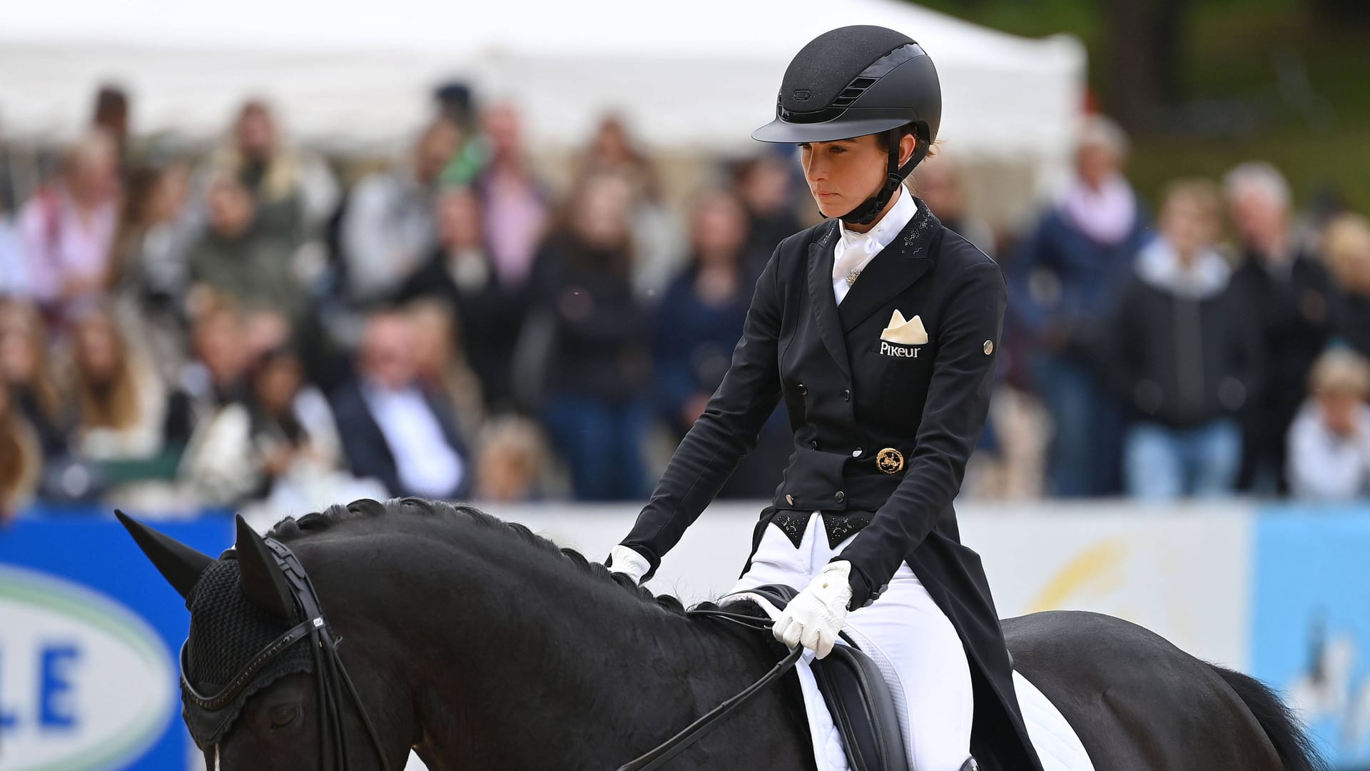 Lisa Müller: The German equestrian is fighting for victory in Stuttgart.