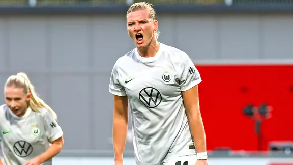 Celebrations from Alexandra Popp from VfL Wolfsburg 