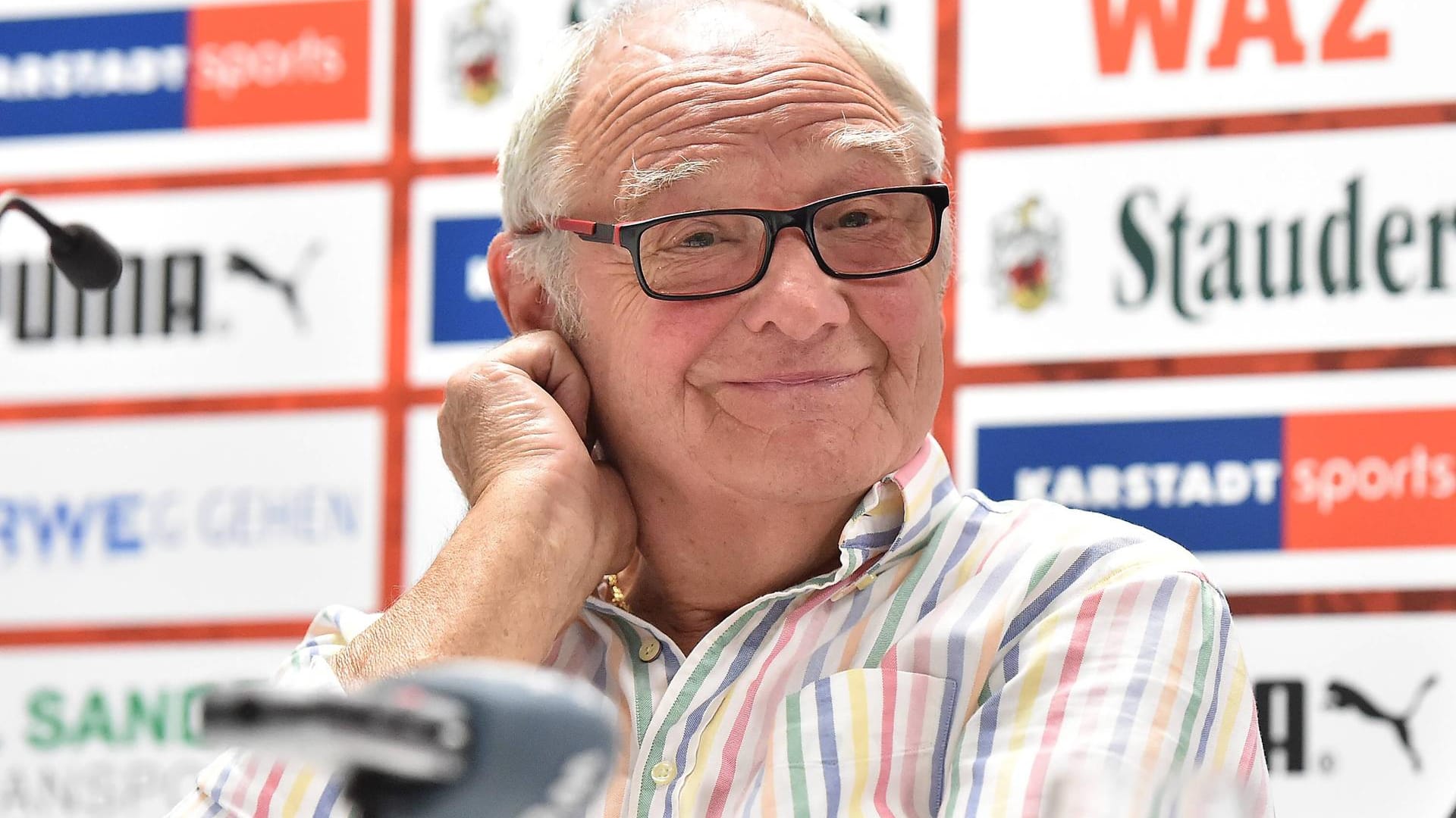 Willi Lippens scored 79 goals in 172 Bundesliga games.
