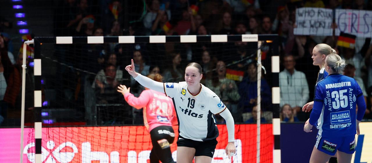 Nieke Kühne on her World Cup debut