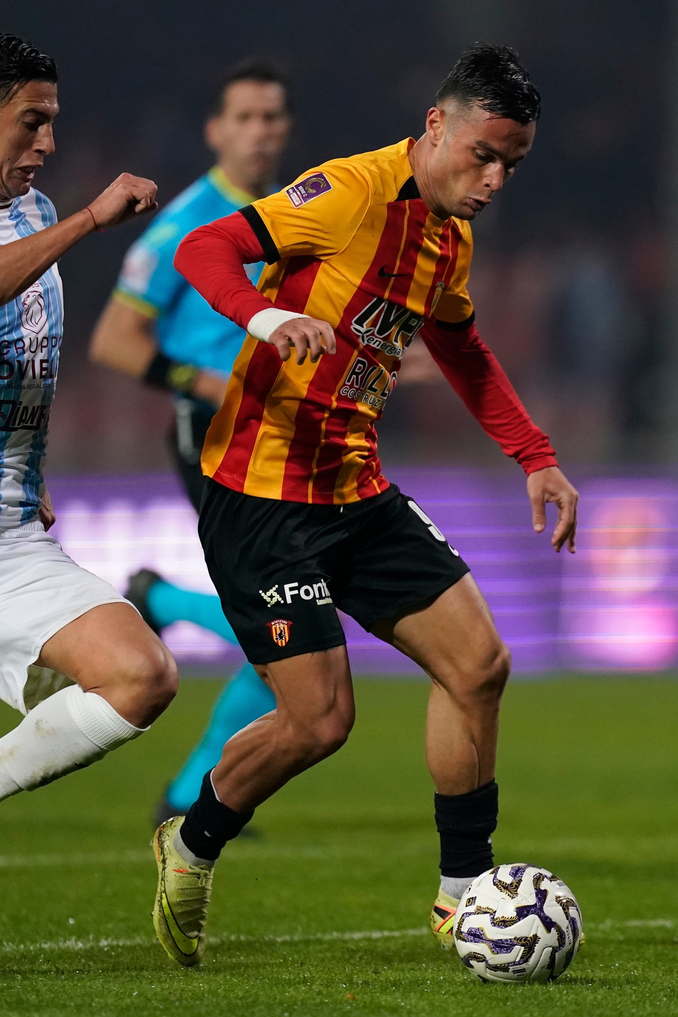 Benevento, Italy - December 1: Matteo Della Morte during the Italian Lega Pro soccer match Benevento Calcio vs US Salernitana at Ciro Vigorito stadium on December 01, 2025 in Benevento, Italy. (Photo by Mario Taddeo) For editorial only - Photographer's credit mandatory.    © Copyright 2025 Mario Taddeo, all rights reserved.