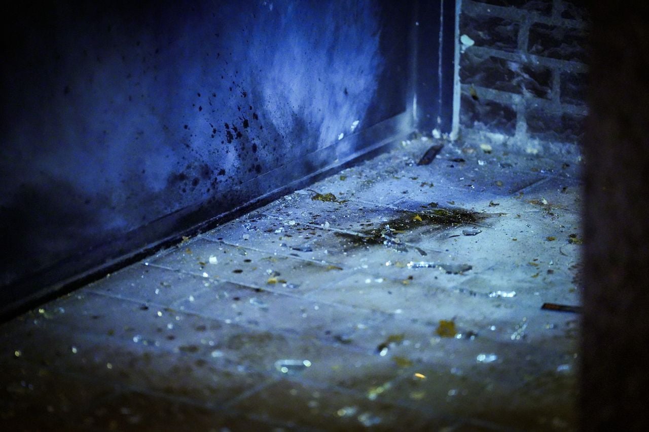 Burn mark on the ground after explosion (photo: Persbureau Heitink).
