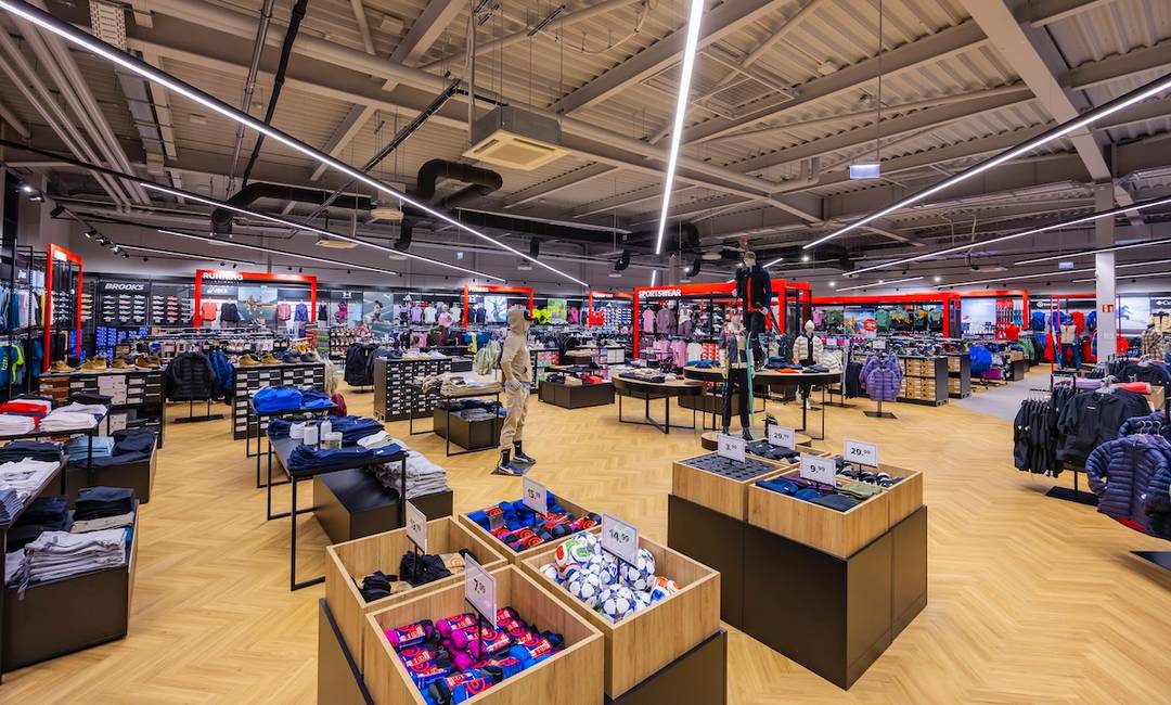 View of the completely renovated Hervis branch in Fohnsdorf