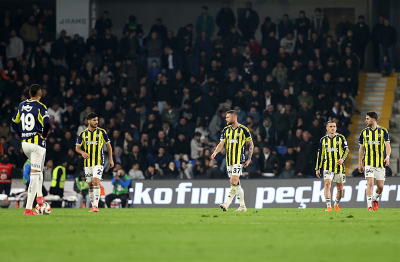 Footballers who scored the most goals in Fenerbahçe
