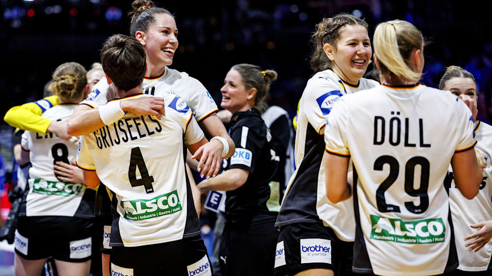 Mega-Jubel der DHB-Frauen nach dem Abpfiff im Halbfinale gegen Frankreich
