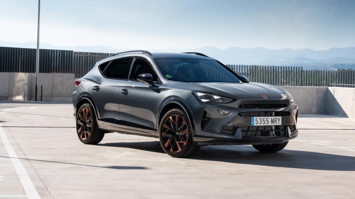 Cupra debuts the Beyond versions in Formentor, León and Terramar