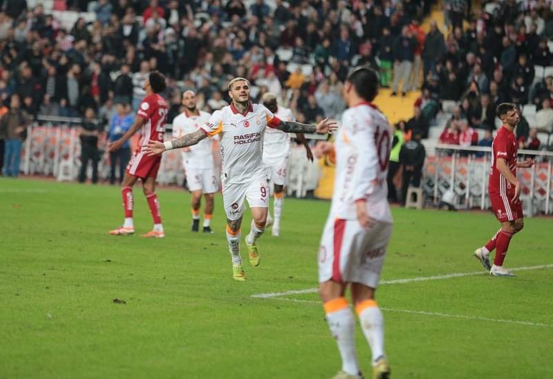 How and where to watch Galatasaray-Başakşehir match?