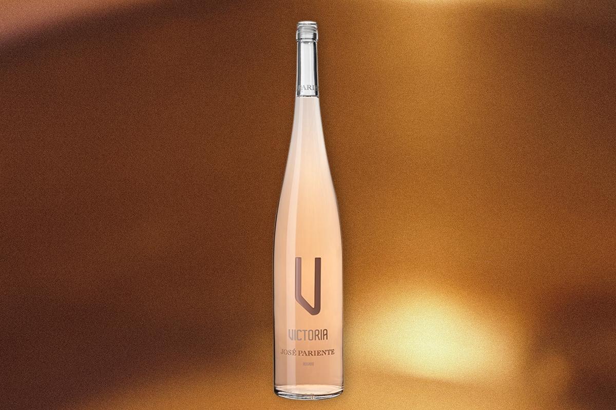 Victoria wine bottle by José Pariente
