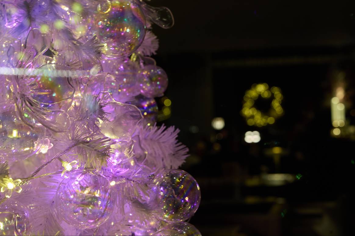 Susan Fang 'The Crystal Dream' Christmas tree at The Londoner