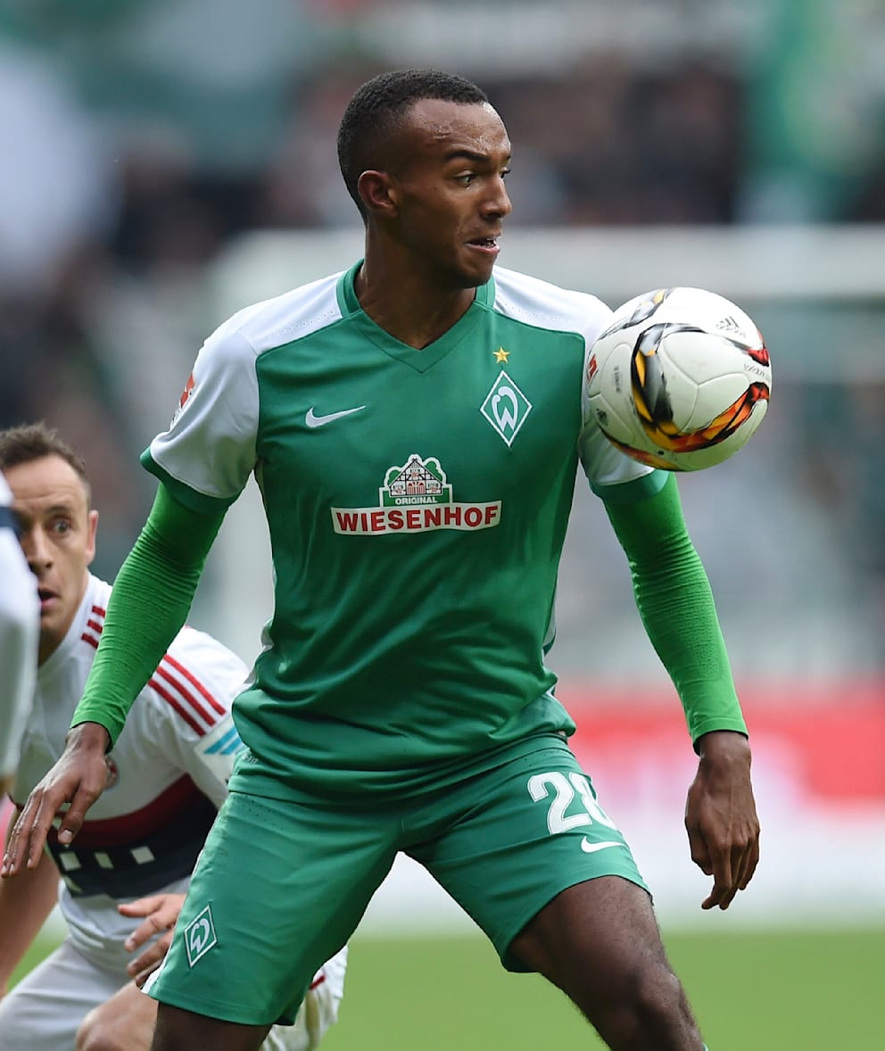 Lorenzen im Dress von Werder Bremen in der Saison 2015/16