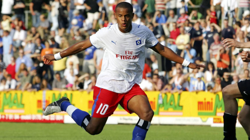 10.5 million euro purchase Vincent Kompany played a total of 51 times for HSV between 2006 and 2008, including three times in the Champions League