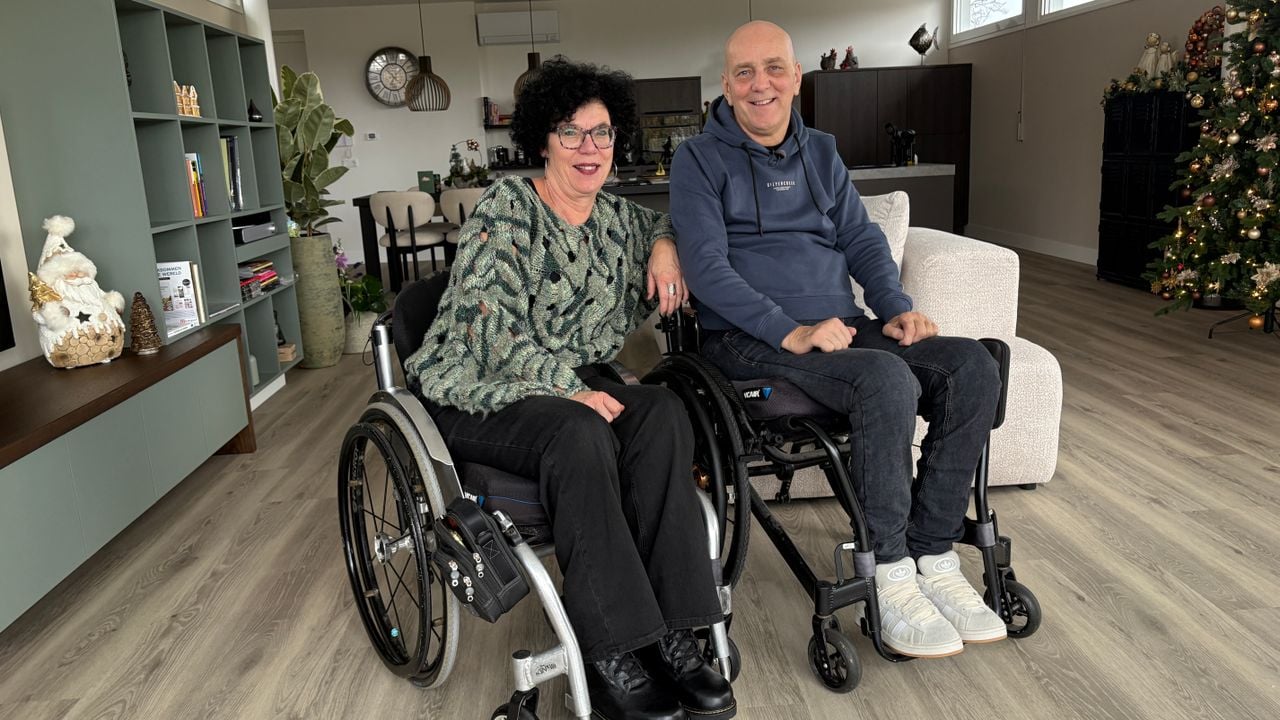 Piet van Gompel and Lisette van Hoek are enthusiastic about their apartment.