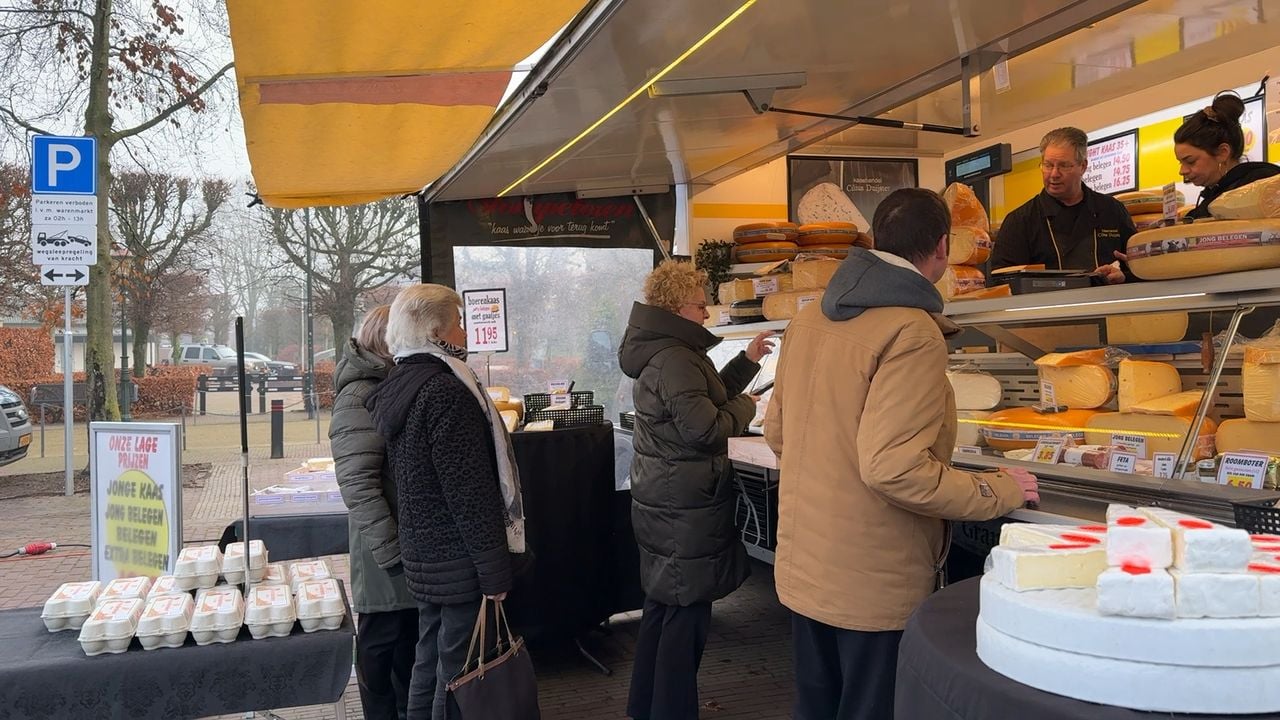 According to the four organizers, the weekly market is 'a great success'
