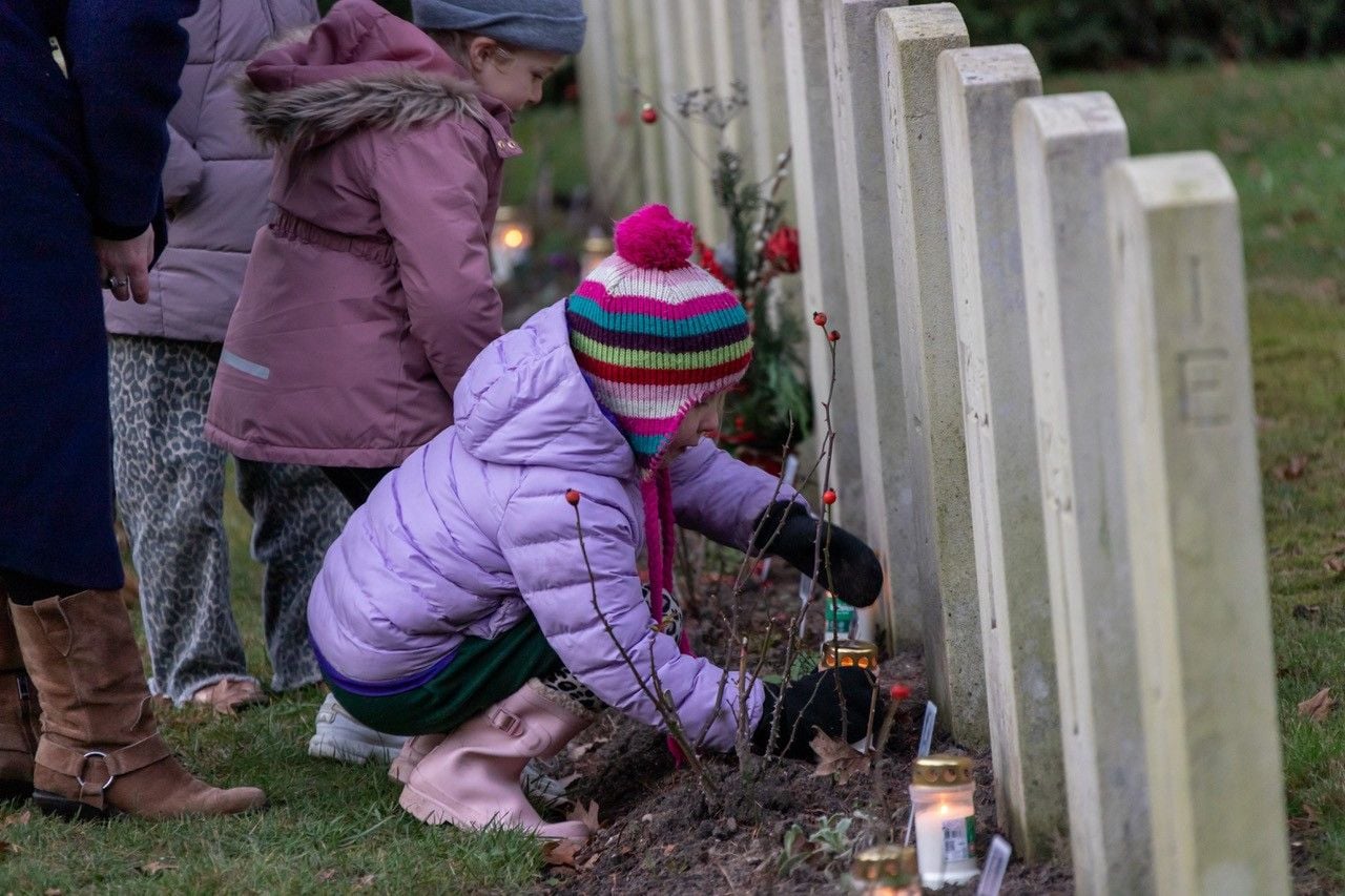 Lights are placed (photo: Albert Hendriks).