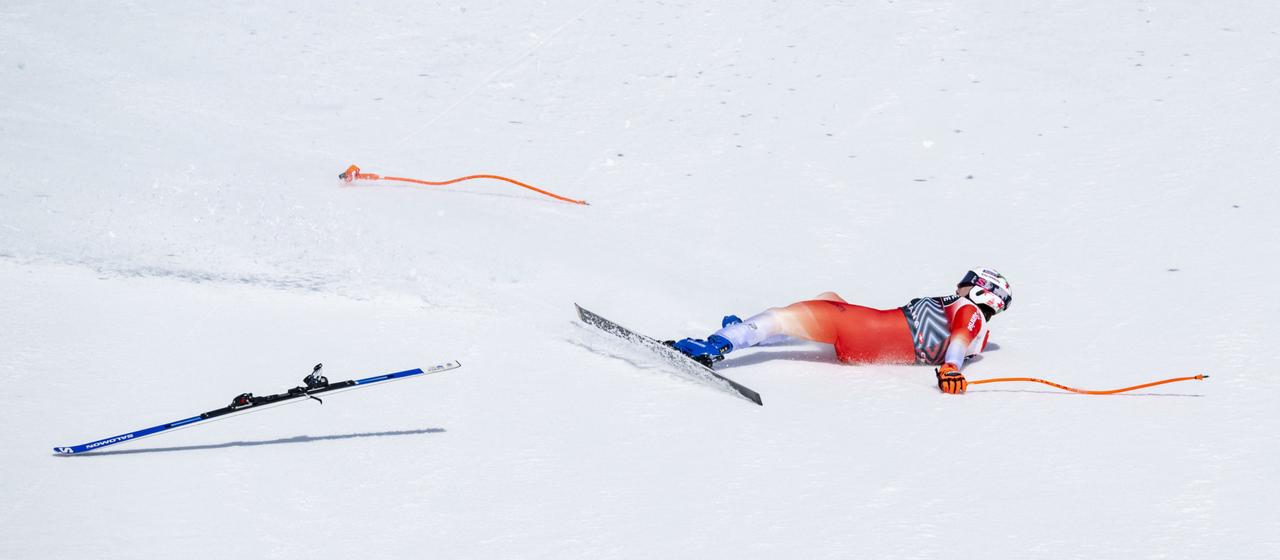 The Swiss Arnaud Boisset falls during training
