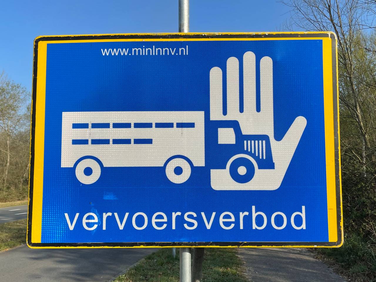 https://api.omroepbrabant.nl/img/f/$width$/$height$/0.50/0.50/cmV2aXNpb25zLzQxNjkzMDYtMS5qcGc_c2U9MjA0NS0wMS0wMVQxMCUzQTQwJTNBMDBaJnNpZz1uSXV qOFJVeEZWMU55RzM4Vjd2YUdpV29NWmVmYXFWdmZPUTlpUkY0b3BrJTNEJnNwPXImc3ByP Wh0dHBzJnNyPWImc3Q9MjAyNS0wMS0wMVQxMCUzQTQwJTNBMDBaJnN2PTIwMjAtMTAtMDI=