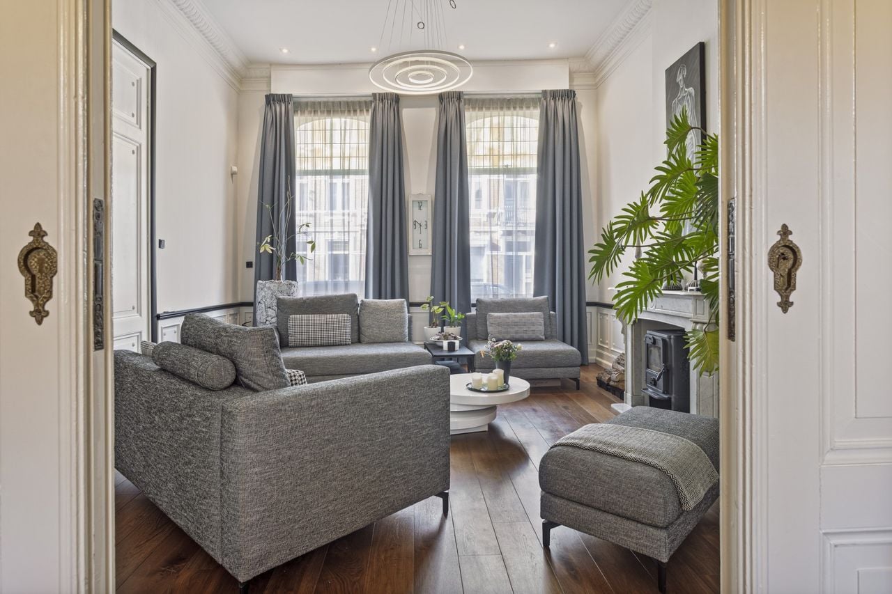 Photo: Grosfeld Real Estate.