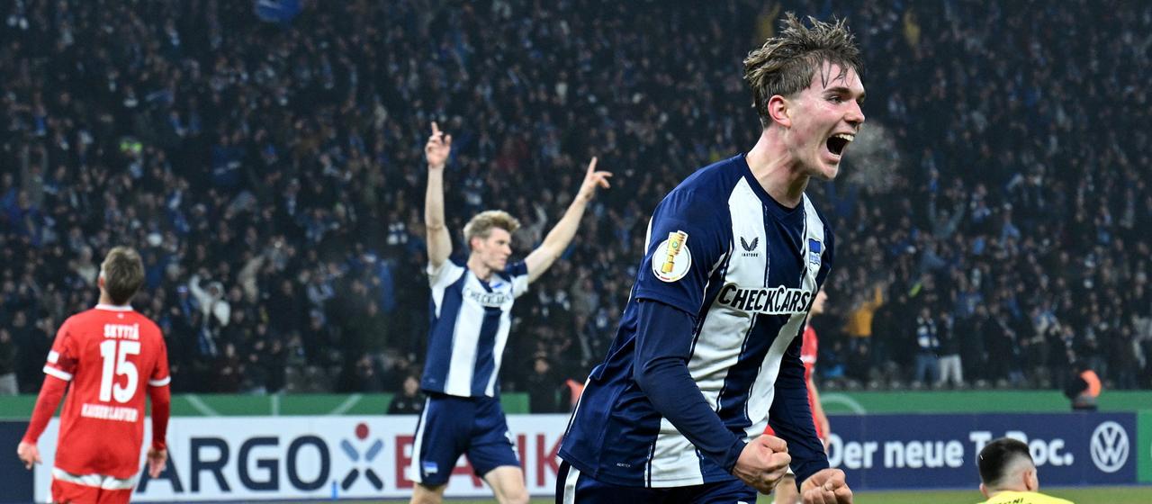 Hertha's Kennet Eichhorn celebrates his goal