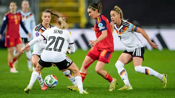 Scene from the Nations League final between Germany and Spain