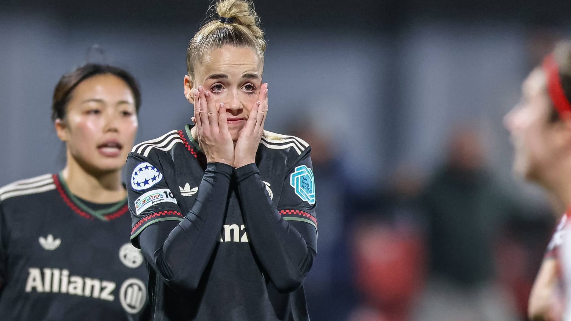 Stunned: Giulia Gwinn after her penalty shot over the goal. Stunned: Giulia Gwinn after her penalty shot over the goal.