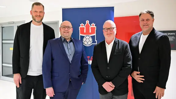 Vice President Johannes Bitter, Managing Director Christian Hüneburg, President Kay Spanger and investor Philipp J. Müller from HSV Hamburg
