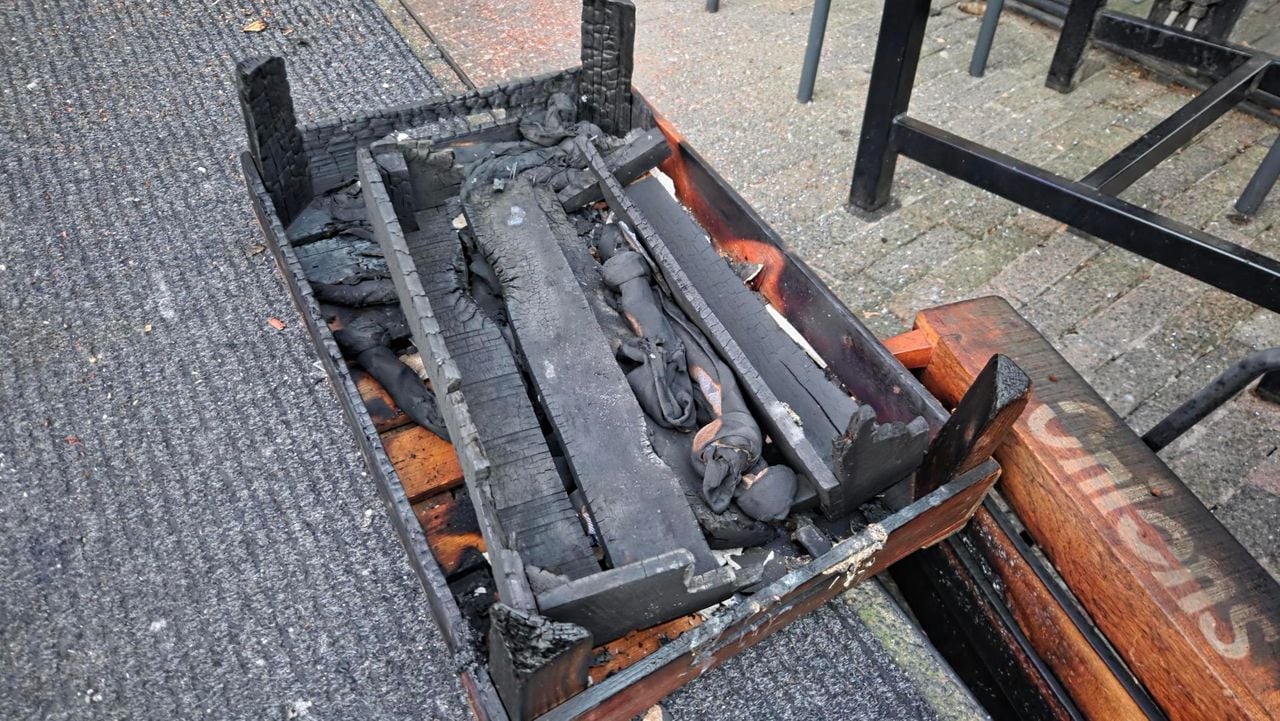 Monday morning is dedicated to cleaning up all the damage at Sopranos and Giornale in Eindhoven (photo: Noël van Hooft).