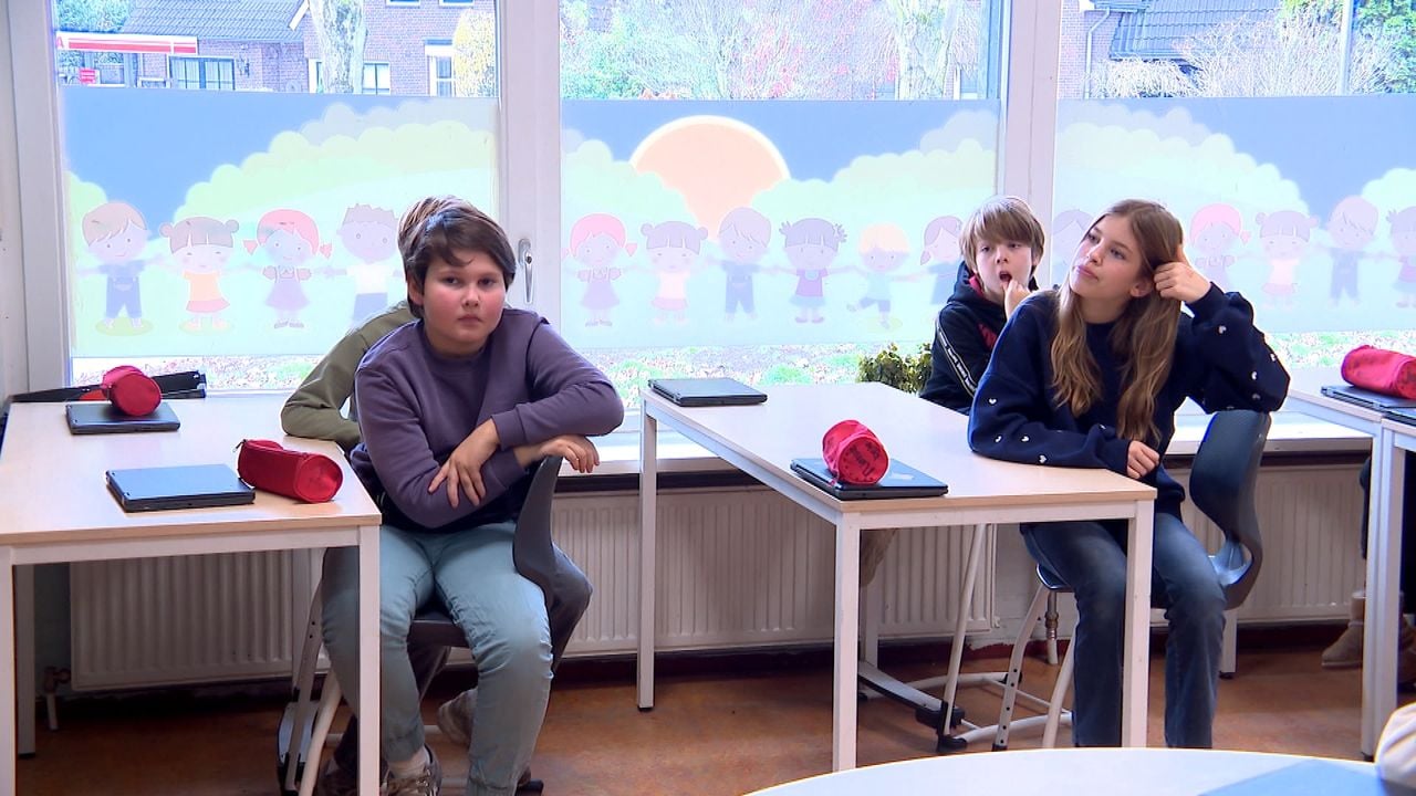 Children receive fireworks lessons at school (photo: Omroep Brabant).