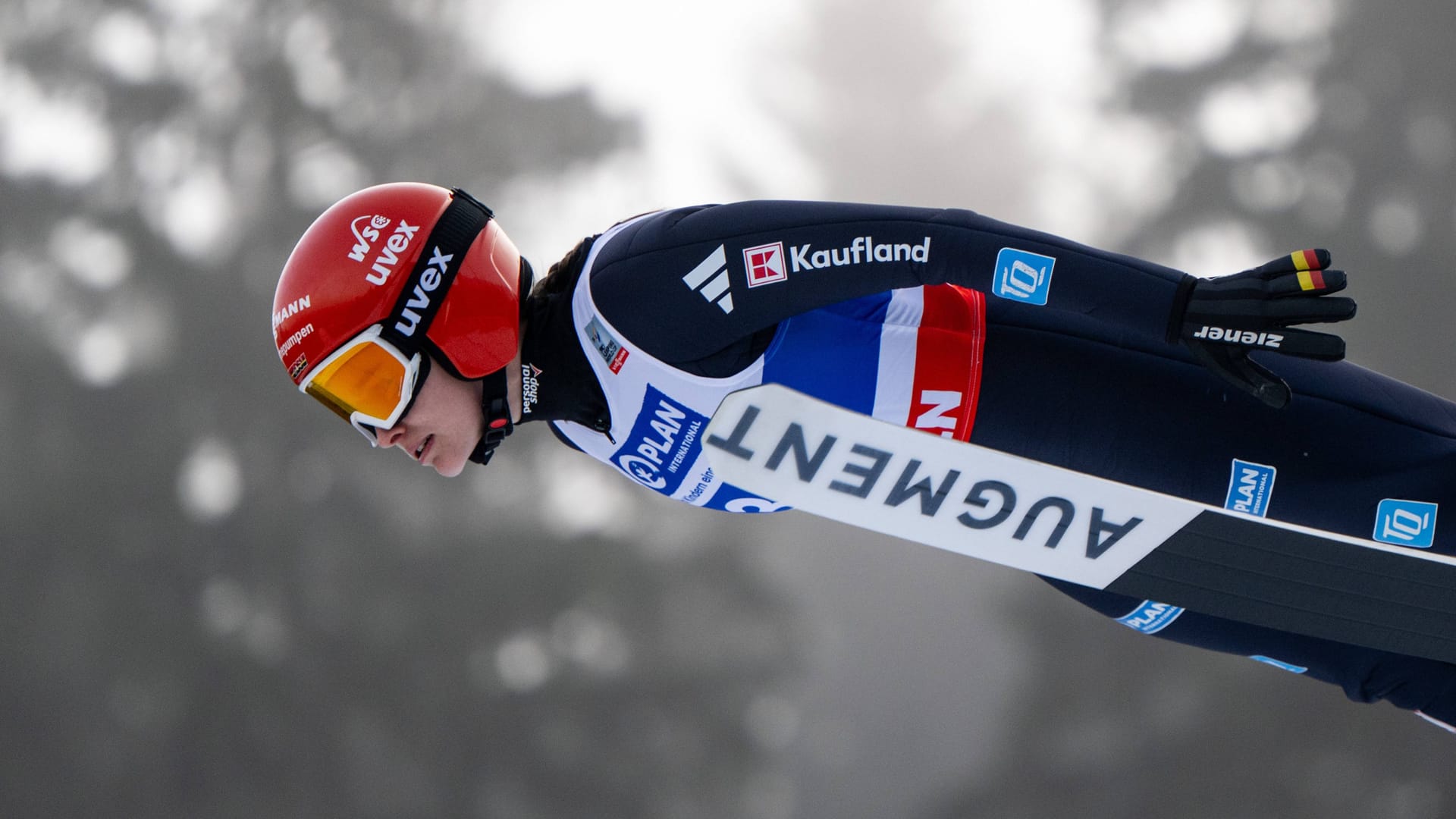 Selina Freitag: She received shower gel for winning the qualifying competition at the Two-Nights Tour in Garmisch-Partenkirchen.