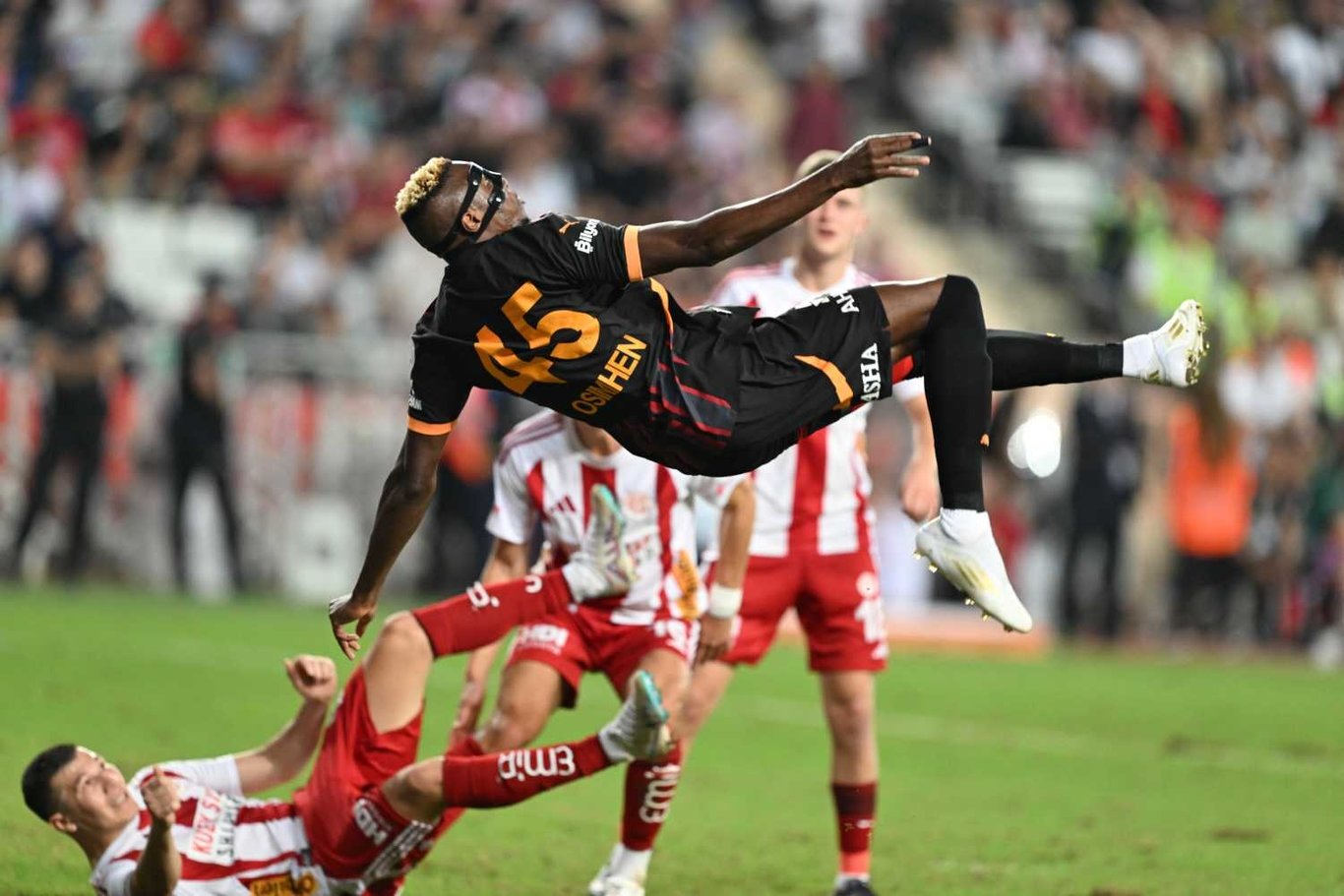 antalyaspor-galatasaray-maci-when-time-what-time-and-on-which-channel-1765605281499.jpeg Watch Antalyaspor-Galatasaray match live