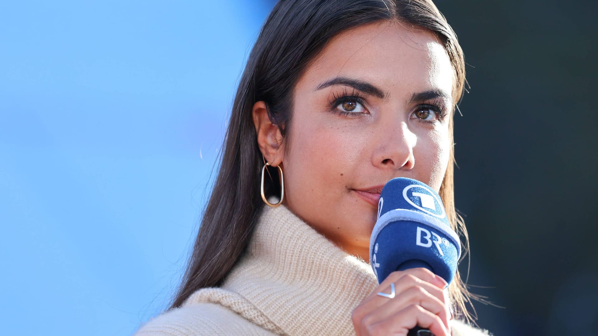 Lea Wagner: She has been the presenter since 2023 "Sports show". Lea Wagner: She has been the presenter since 2023 "Sports show".