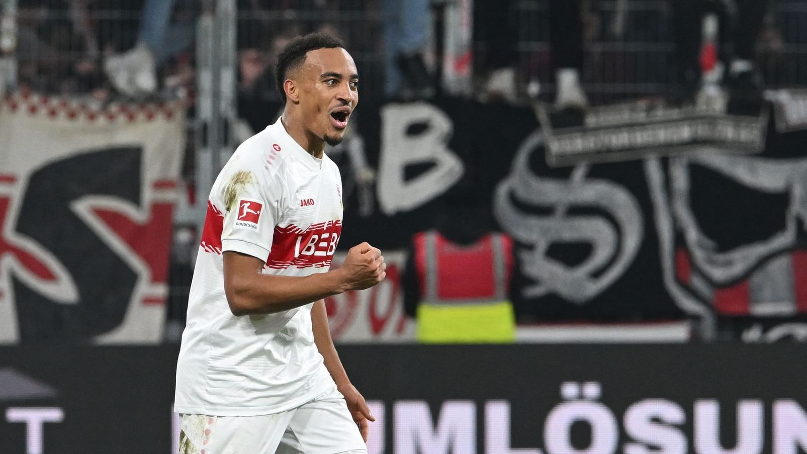 Jamie Leweling celebrates: The Stuttgart player scored beautifully to make it 2-0.
