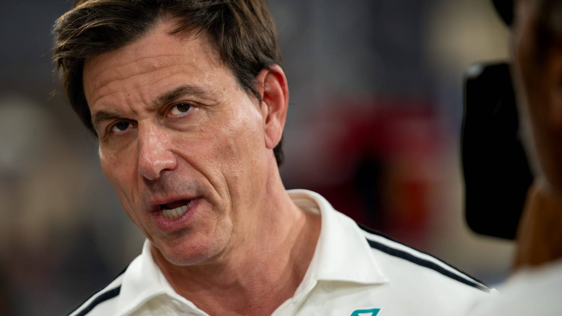 Toto Wolff: He stands in front of his driver Kimi Antonelli.