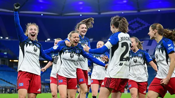 Celebrations from the HSV women