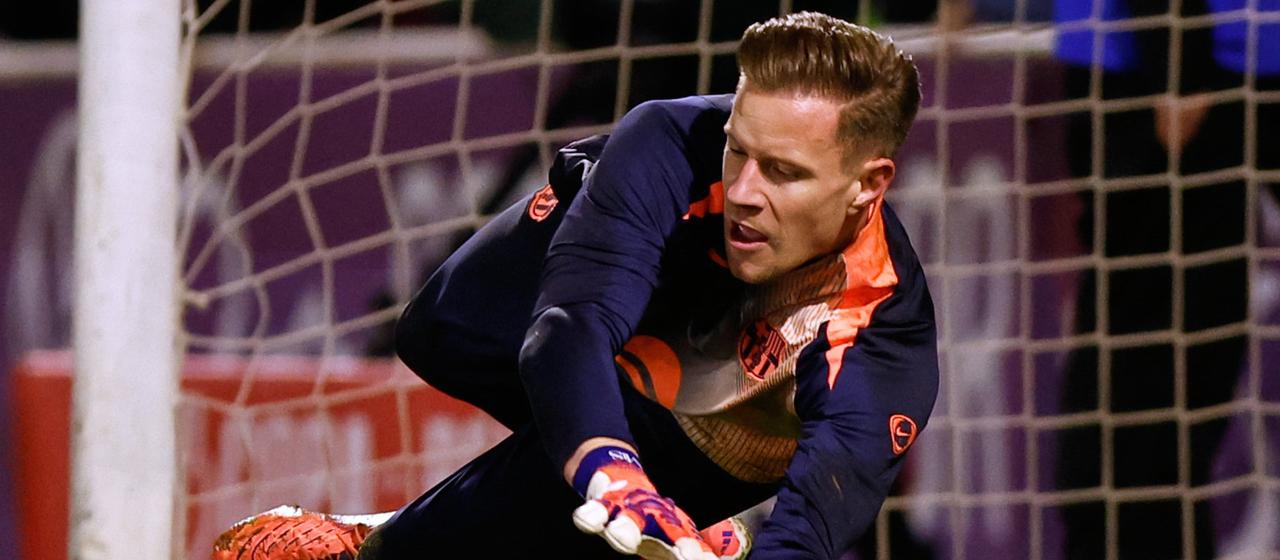 Barcelona's goalkeeper Marc Andre Ter Stegen warms up before the game against CD Guadalajara