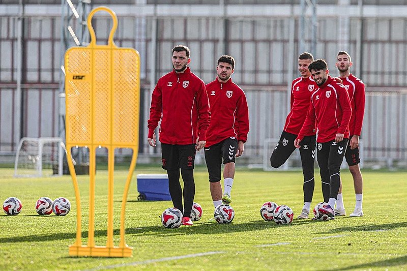 When and at what time is the Fenerbahçe-Samsunspor match?