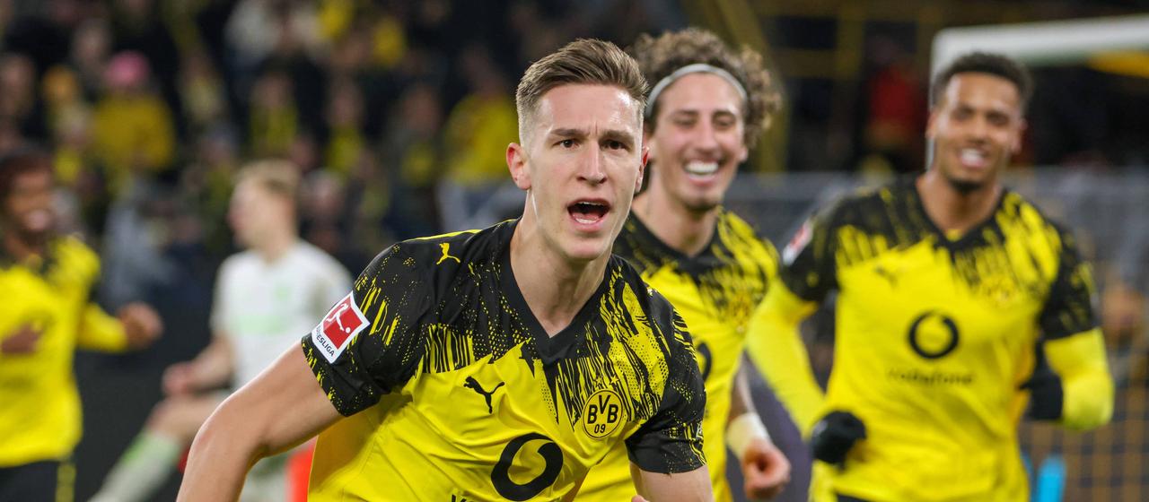Dortmund's Nico Schlotterbeck celebrates his goal 