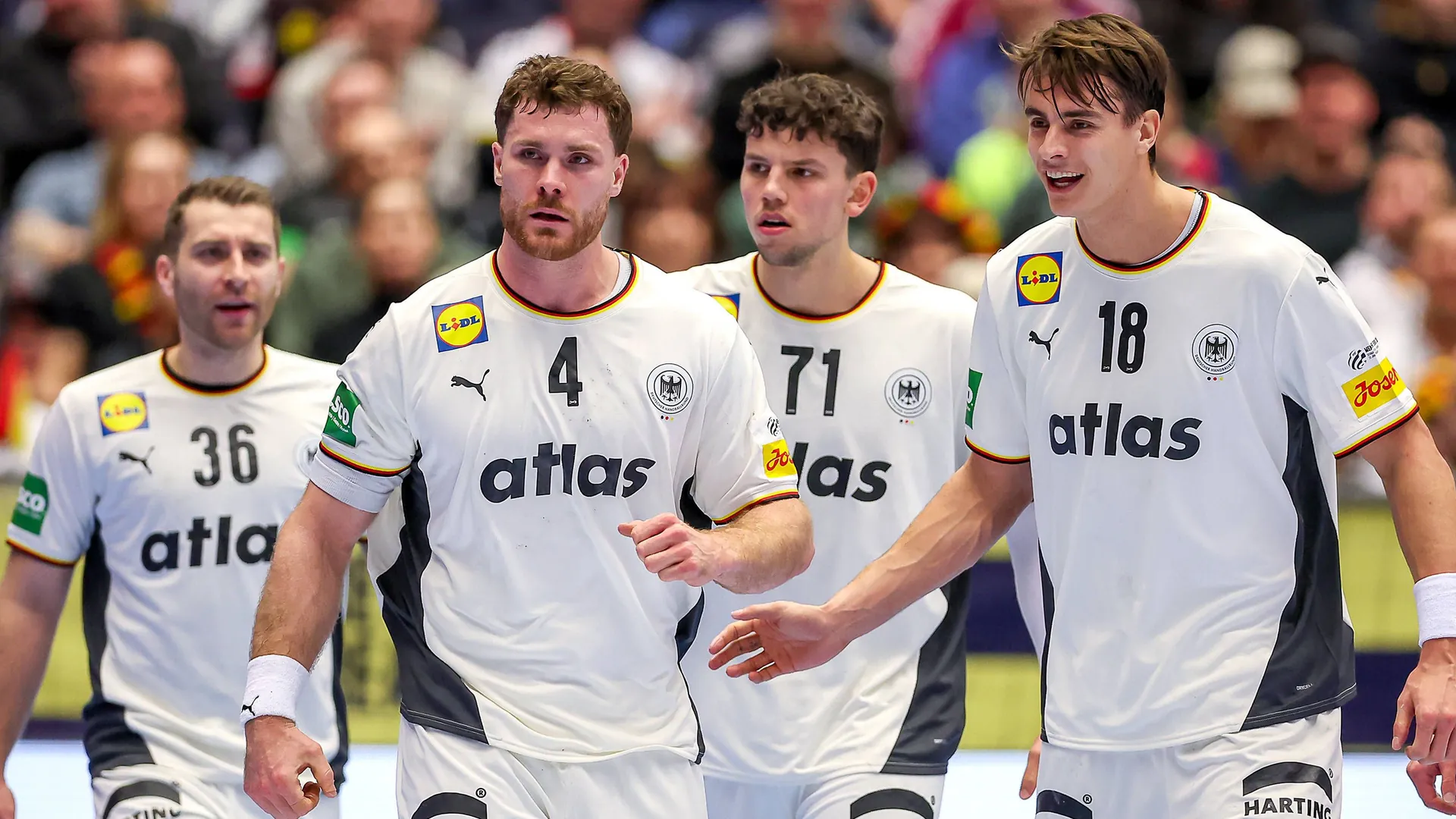 Lukas Mertens (from left), Johannes Golla, Marko Grgic and Julian Köster: The DHB selection starts the European Championship with a victory. Lukas Mertens (from left), Johannes Golla, Marko Grgic and Julian Köster: The DHB selection starts the European Championship with a victory.