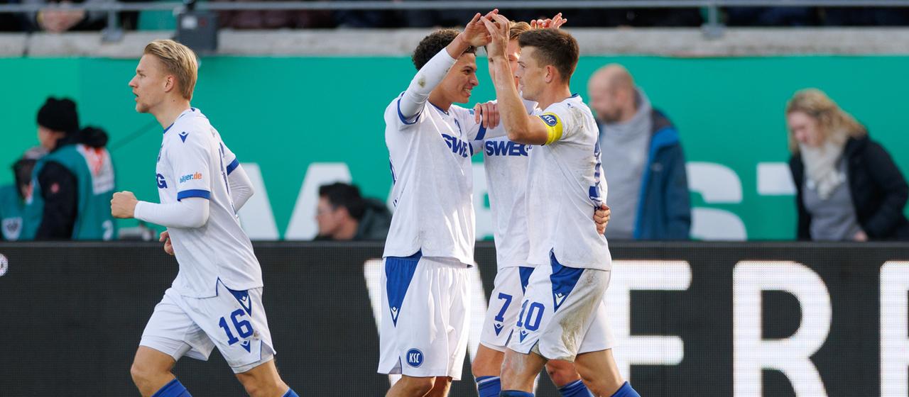 Karlsruher SC celebrates their victory against Preußen Münster