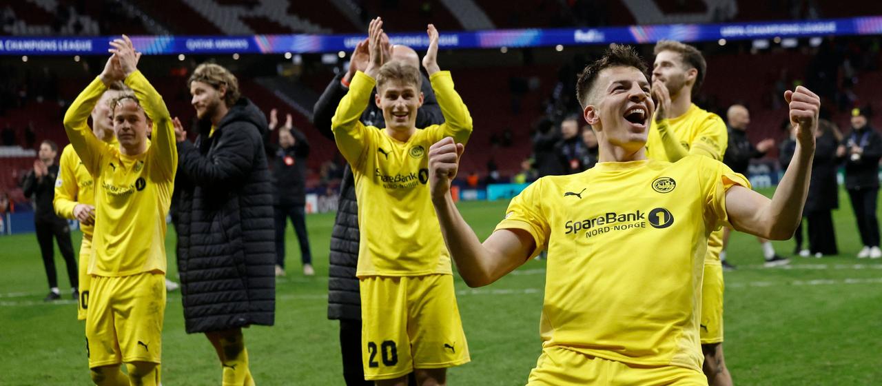 The players from FK Bodø/Glimt celebrate their victory against Atletico Madrid