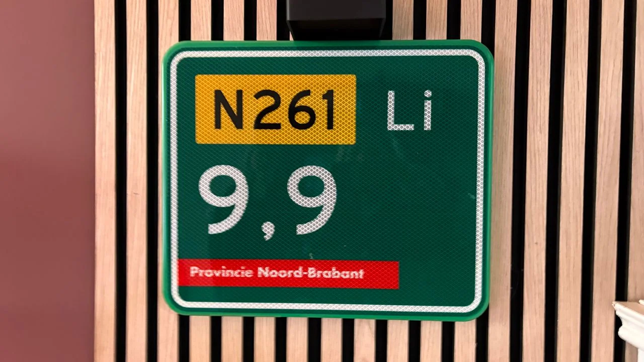 Seff was born at hectometer marker 9.9 (photo: Imke van de Laar).