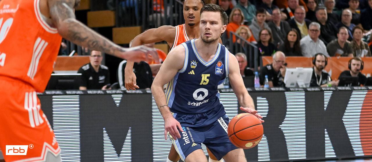 Albas Martin Hermannsson in the game against Vechta. Source: imago images/Eibner